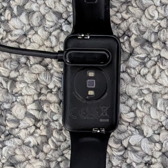 Huawei* Unisex Band 7-16C‎ Model LEA-B19 Black Smart Watch - Picture 6 of 12